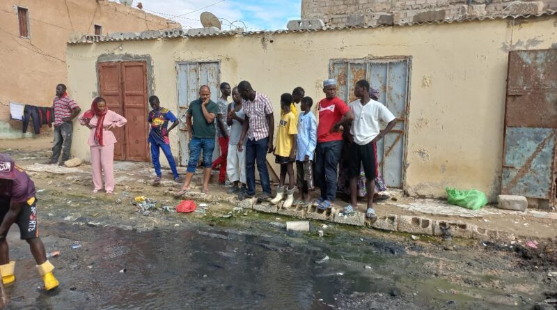 L’école républicaine ouvre ses portes sous les eaux…