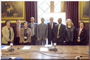 Accord de collaboration entre les universités de Barcelone, de Mauritanie, et de Palestine.