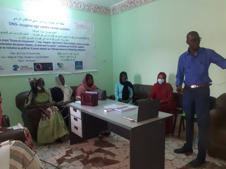 ONG Oxygène : atelier de formation au profit de 10 jeunes femmes pour promouvoir l'employabilité