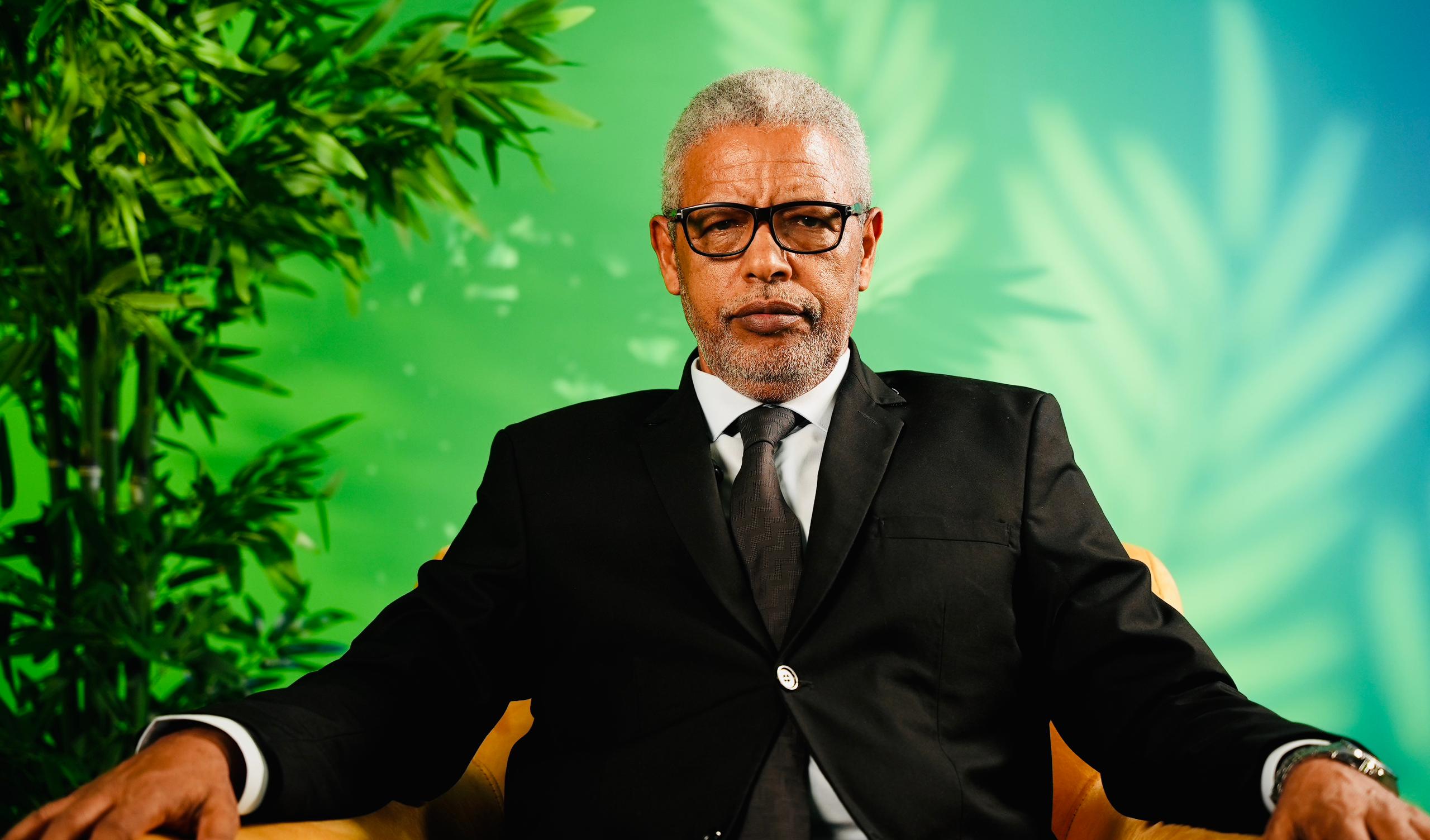 Comment la gestion de la dette par le président Ghazouani a-t-elle réussi à la réduire et à éliminer ses risques ?