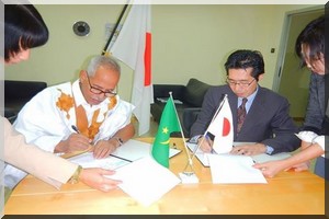 Rénovation de l’école Ivrighya d’Atar : L’ambassade du Japon et la commune ont signé le protocole