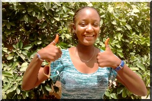 Une jeune mauritanienne admise au  bac français avec mention très bien