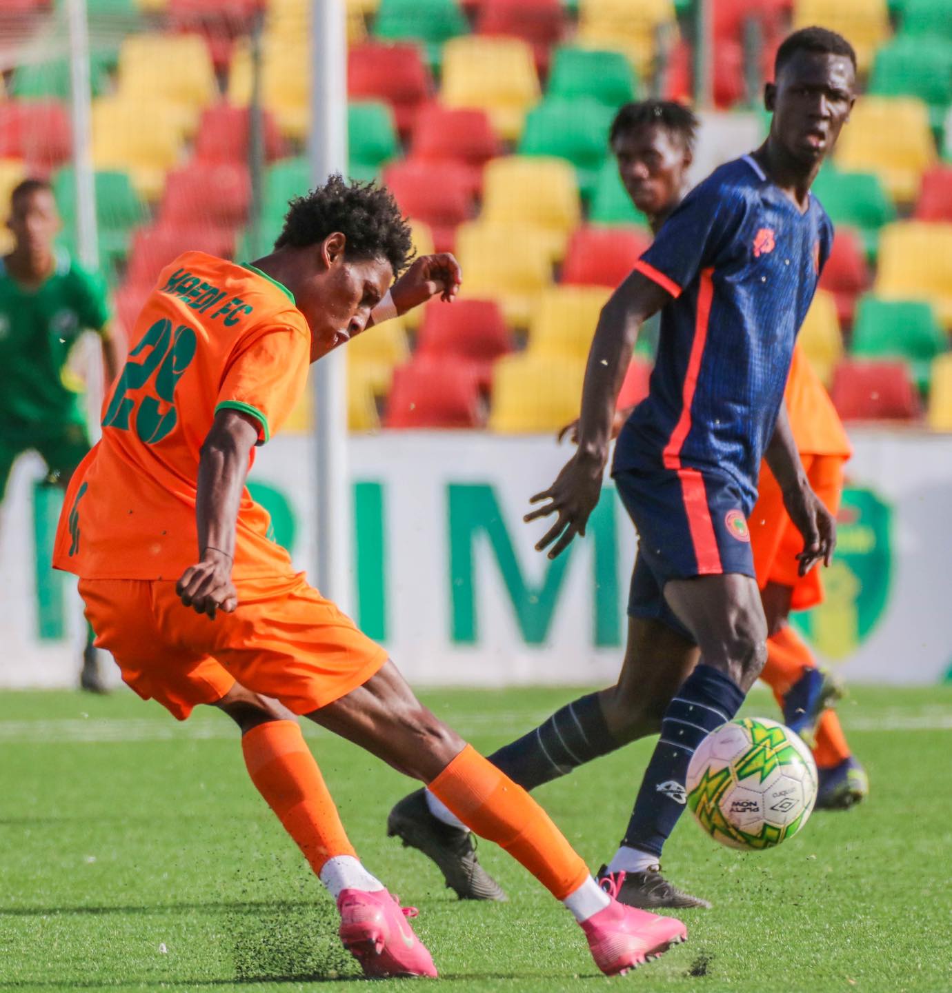 Super D1 : l’AS Douanes corrige Kaédi FC (4-0) et grimpe sur le podium 