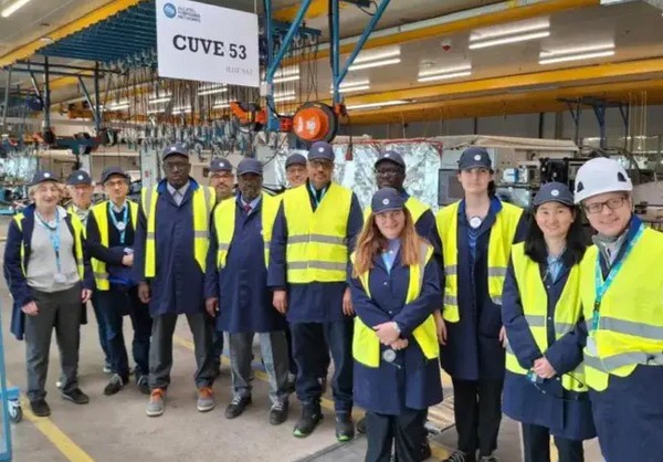 Une équipe technique mauritanienne participe en France aux essais du câble « EllaLink » avant son déploiement à Nouadhibou 