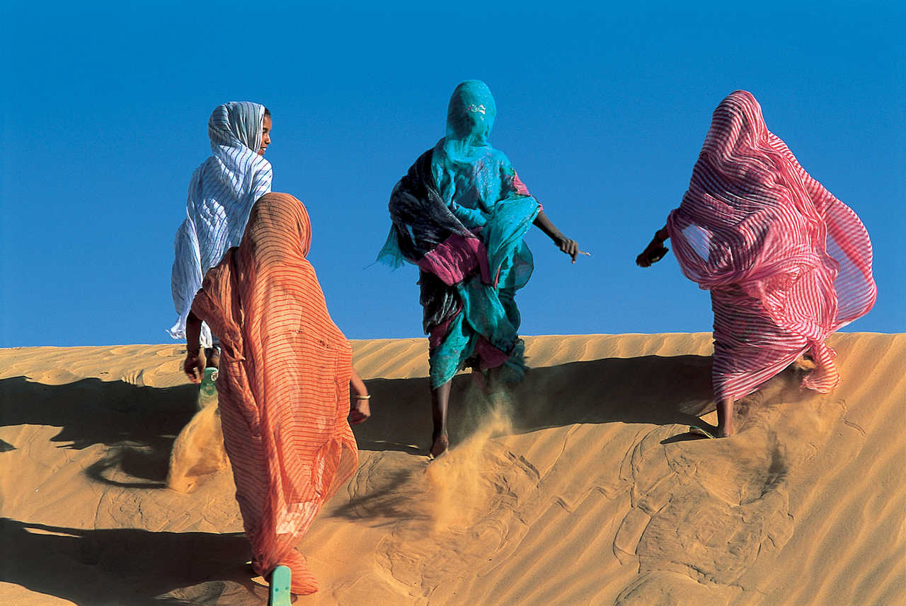 Mauritanie : un désert aux mille visages qui séduit les voyageurs [VIDEO]