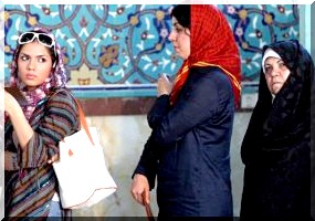 Iran: campagne contre les femmes enfreignant le code vestimentaire.  