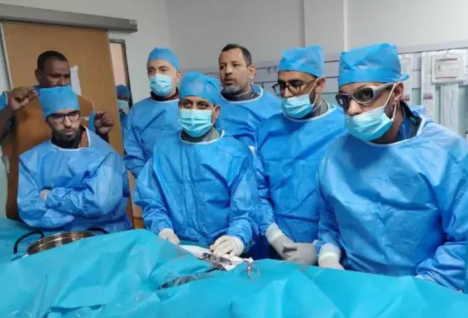 Une première en Afrique de l’ouest au CNC : fragmentation des calcifications artérielles grâce à une technique de pointe 