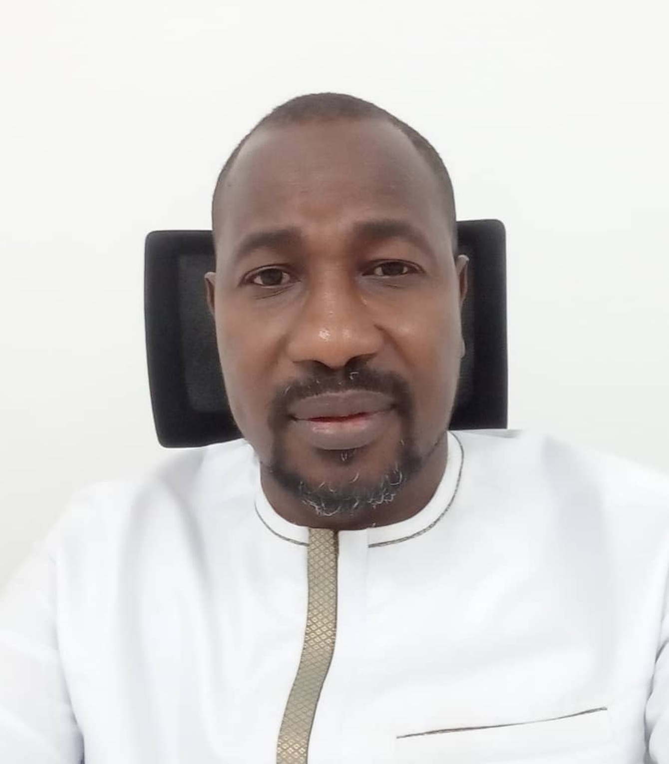 Diplôme en poche, pas d’emploi : les chaînes invisibles des jeunes diplômés chômeurs