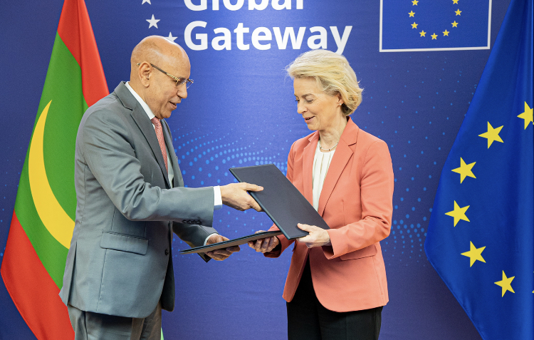 La Mauritanie joue dans la cour de l’Egypte et du Maroc : les Européens signent 3 accords qui pèsent lourd