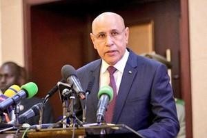 Le président de la République inaugure le projet d'électrification du quartier Tarhil à Zoueirate