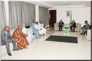 Le Premier ministre réceptionne le rapport annuel de la commission nationale des concours 