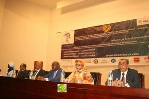 [Vidéo] Le ministre de l''enseignement supérieur supervise l'ouverture de la première édition du SCIG