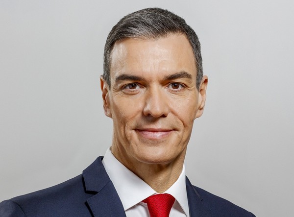 Migrants : l’Espagne ouvre une régularisation massive