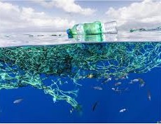 Déchets plastiques : plus de 17 millions de tonnes déversées par la Mauritanie en une année dans l’Océan !