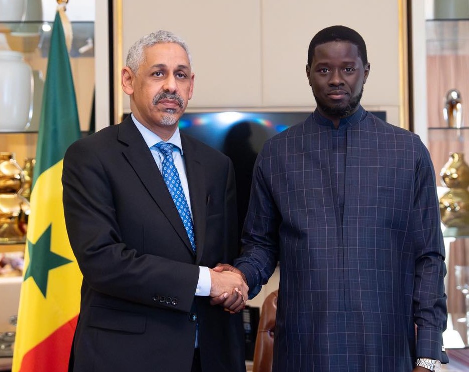 A Luanda en Angola, le président de la BAD rencontre le Président sénégalais Bassirou Diomaye FAYE