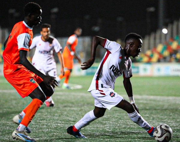 Super D1: FC Nouadhibou creuse l’écart, le peloton se resserre derrière 
