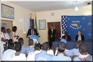 Communiqué de Presse | Cérémonie de Remise de Diplômes aux Elèves de la  Huitième Promotion du programme « English Access Program » 