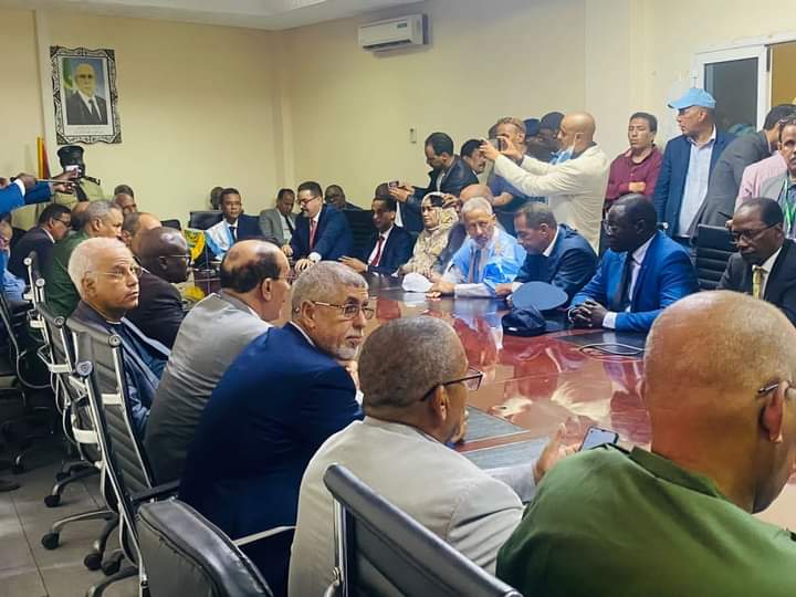 Bateaux turcs arraisonnés au moment de la visite programmée du ministre de la pêche 